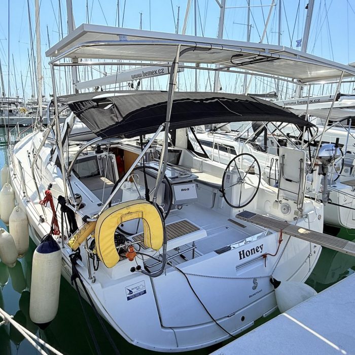 Honey | Oceanis 41.1 photo 3