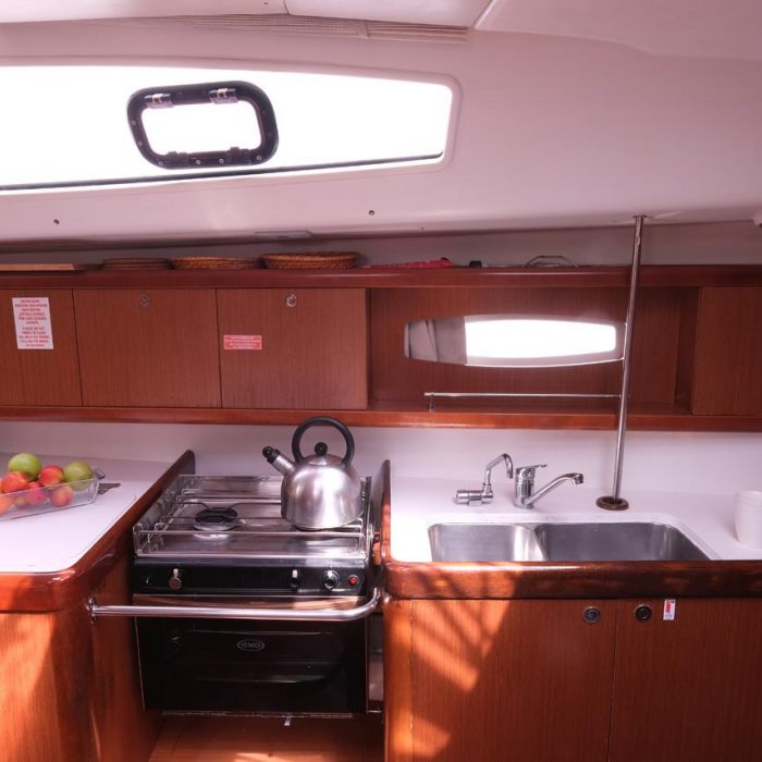 Nar | Oceanis 40 photo 6
