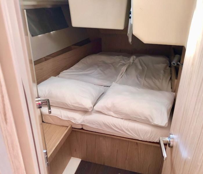 Honey | Oceanis 41.1 photo 11