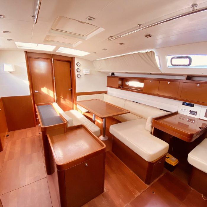 Pura Vida (Pax 12) | Oceanis 50 photo 10