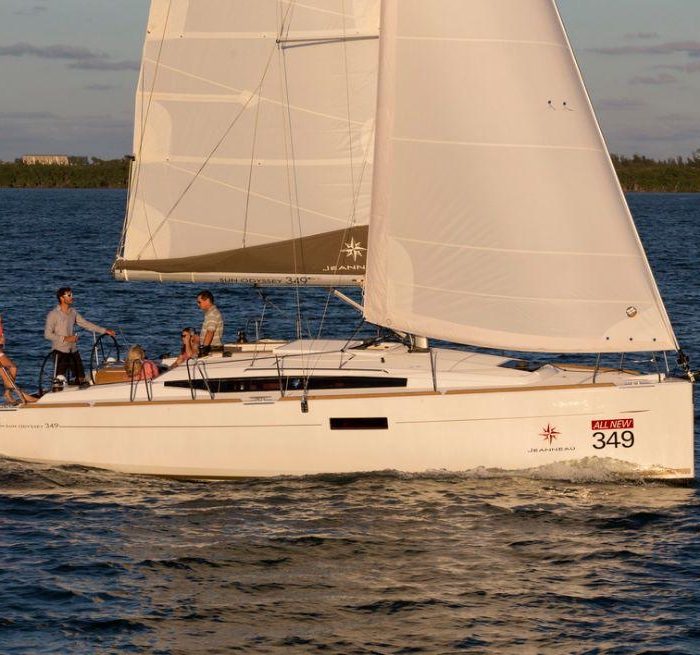 Adria Moon | Sun Odyssey 349 - 3 cab. photo 2