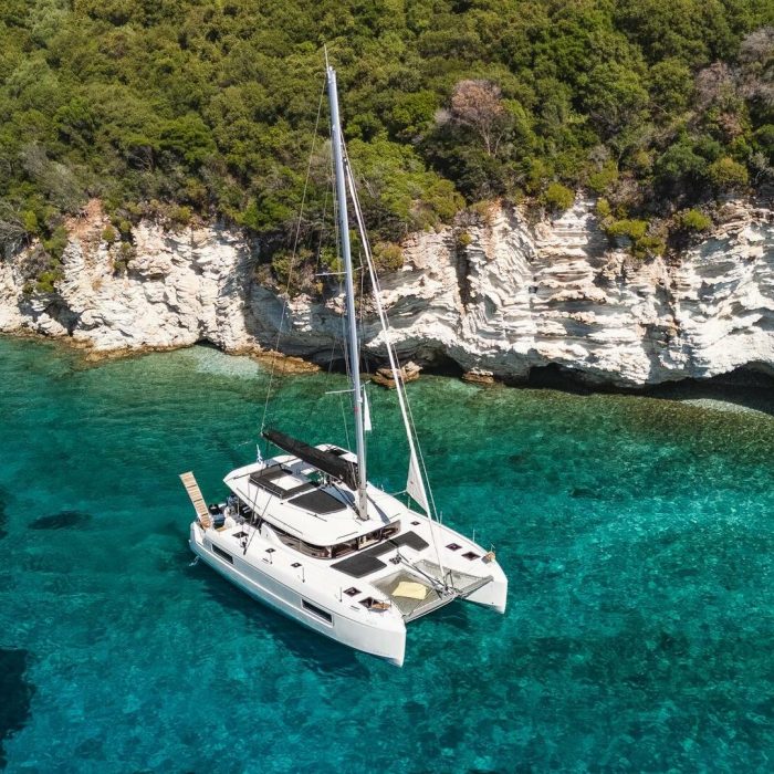 Solana | Lagoon 43 photo 6