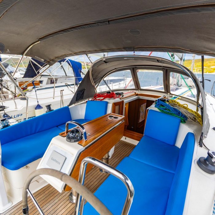 Fjaka | Bavaria Cruiser 37 photo 4