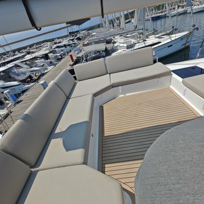 Caramita | Fountaine Pajot Elba 45 photo 14