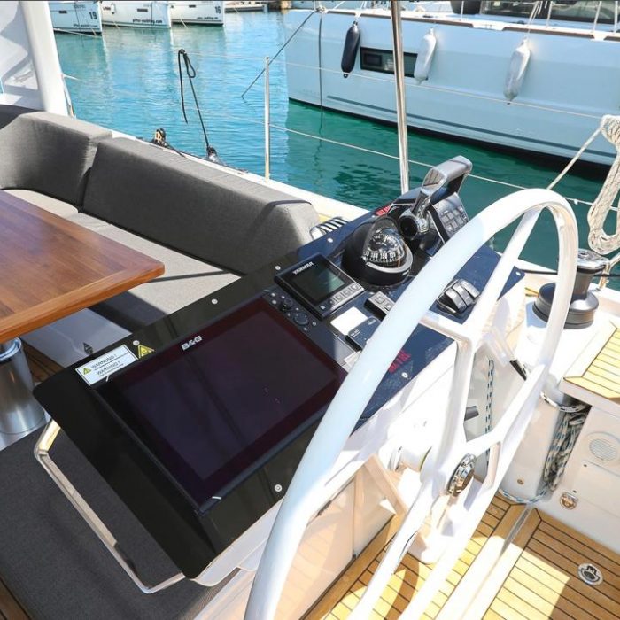 I'm Alone | Hanse 460 - 4 cab. photo 4