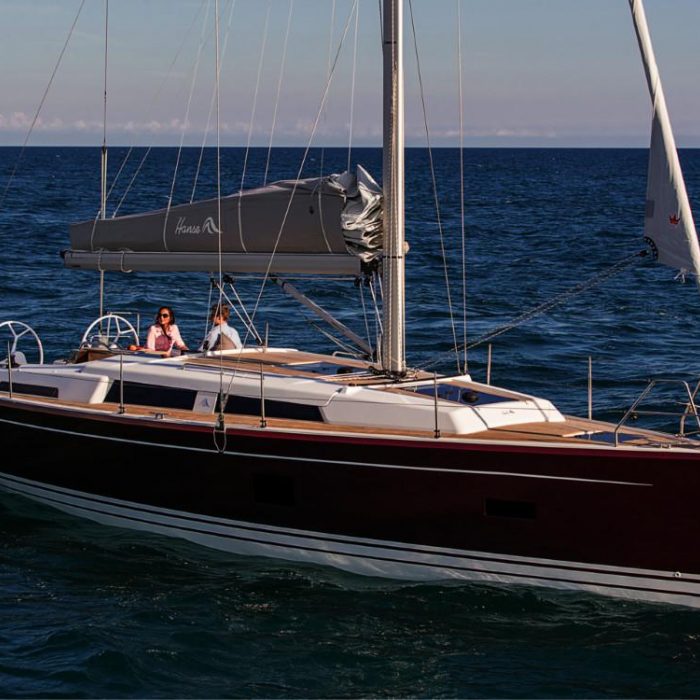 Jolana | Hanse 388 photo 2