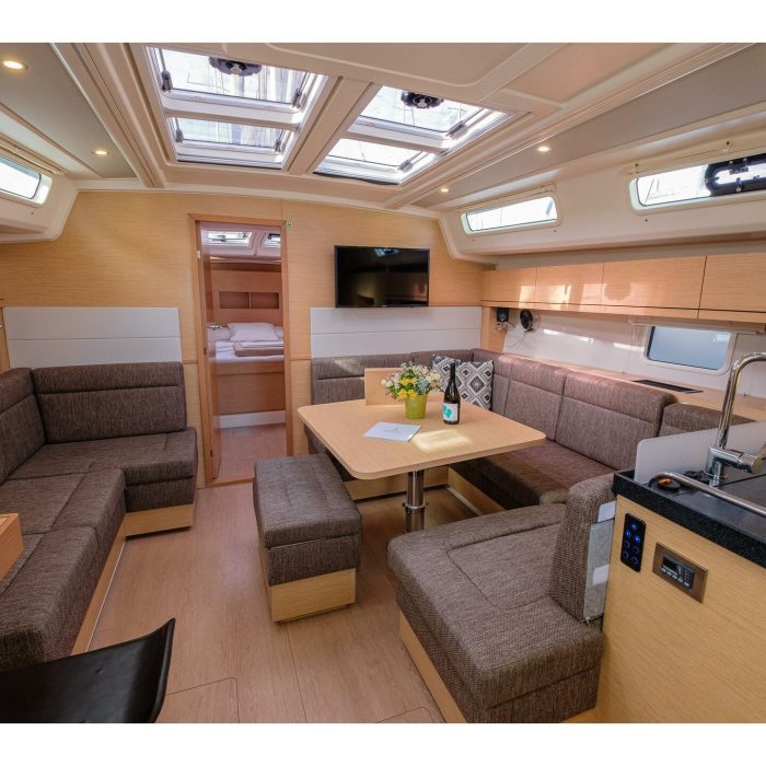 Ella | Hanse 458 photo 17