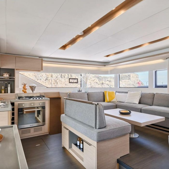 Premium | Lagoon 51 photo 32