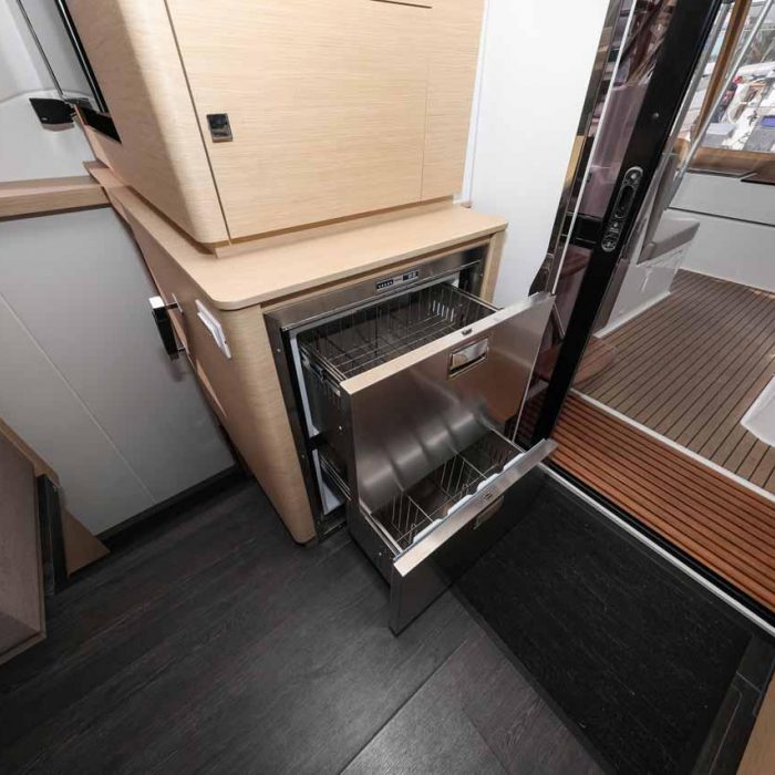 Alchiba | Fountaine Pajot Astrea 42 photo 9