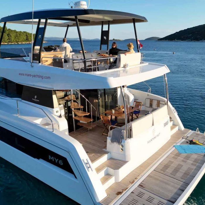Family 2.0 | Fountaine Pajot MY6 photo 5