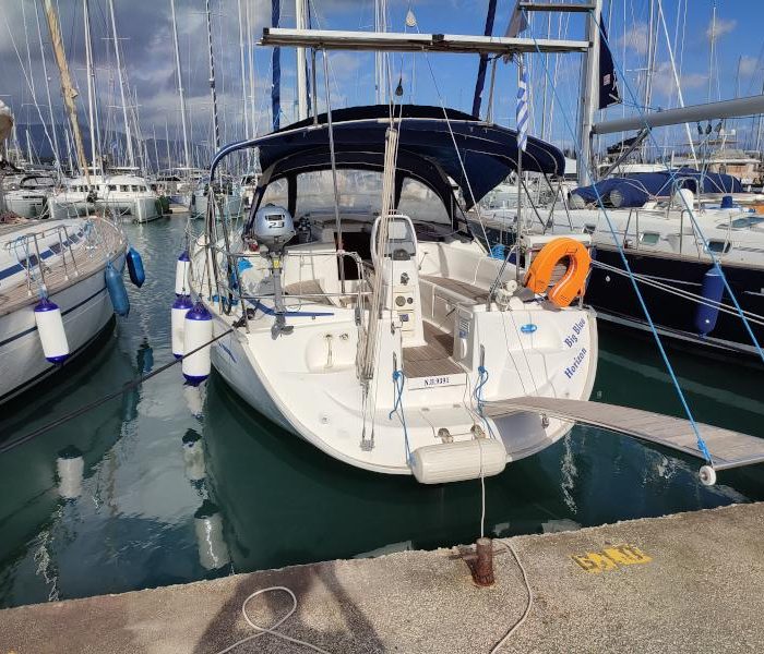 Big Blue Horizon | Bavaria 37 Cruiser photo 3