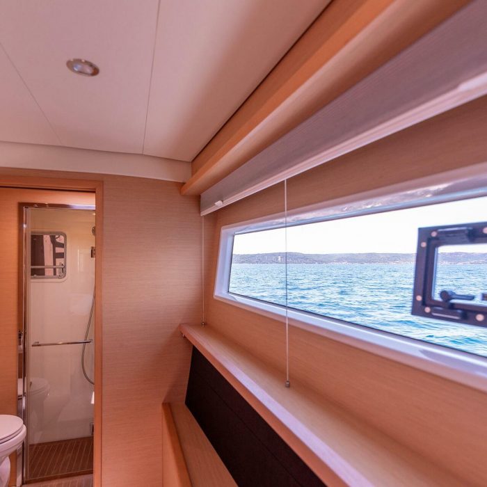 Topaz | Lagoon 560 S2 photo 19