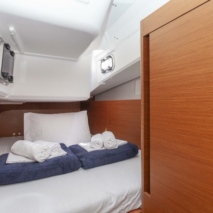Bella Ciao | Sun Odyssey 410 photo 37