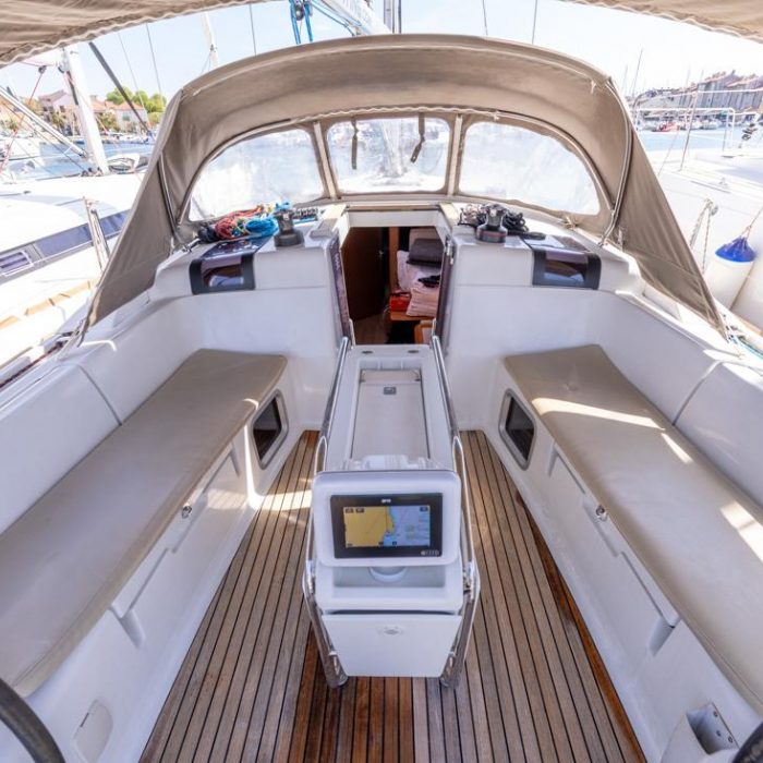 Una Bella Ria | Sun Odyssey 449 photo 1
