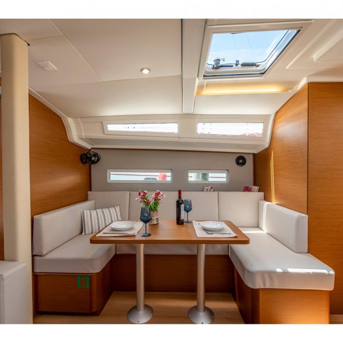 Garfish | Sun Odyssey 410 photo 11