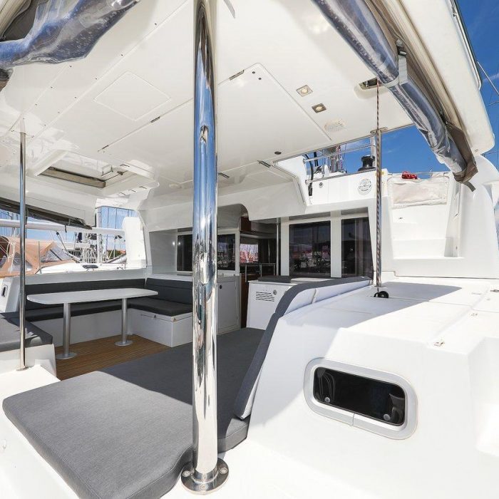 Fortuna | Lagoon 450 photo 2