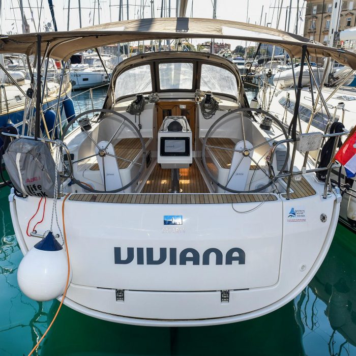 Viviana | Bavaria 37 photo 29