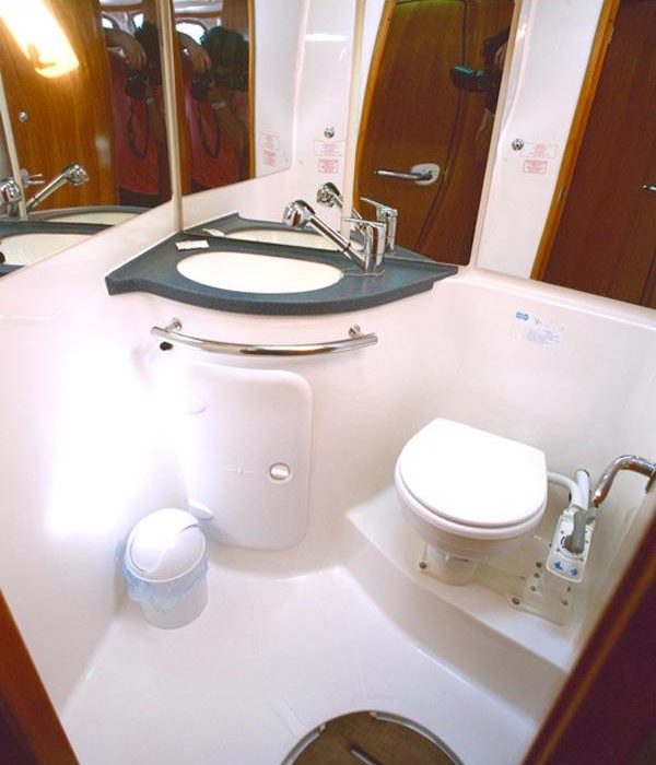 Ocean Caresser | Bavaria 46 Cruiser photo 4