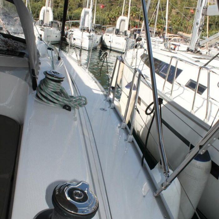 Coco | Bavaria Cruiser 46 photo 4