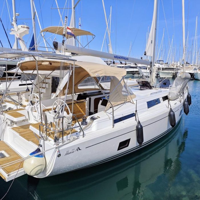 Tina | Hanse 418 photo 4
