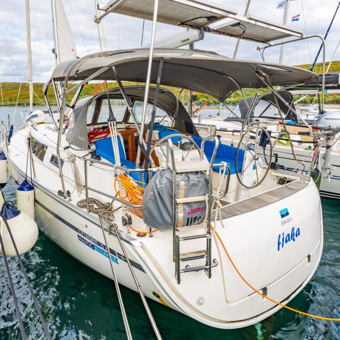 Fjaka | Bavaria Cruiser 37 photo 3
