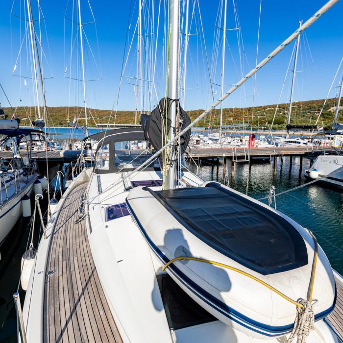 Ikarus | Sun Odyssey 440 photo 4