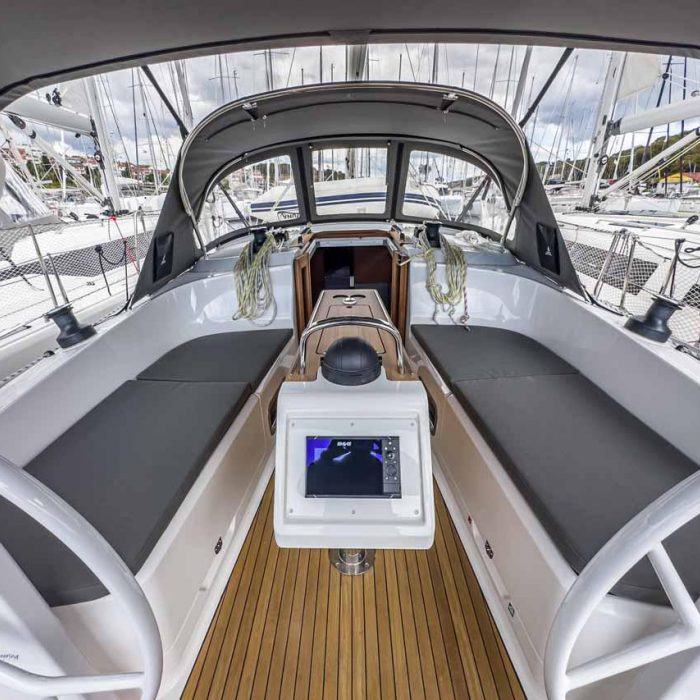 Scala | Bavaria Cruiser 37 photo 4