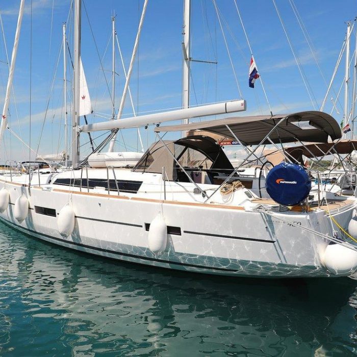 SunnyLife | Dufour 460 Grand Large photo 5