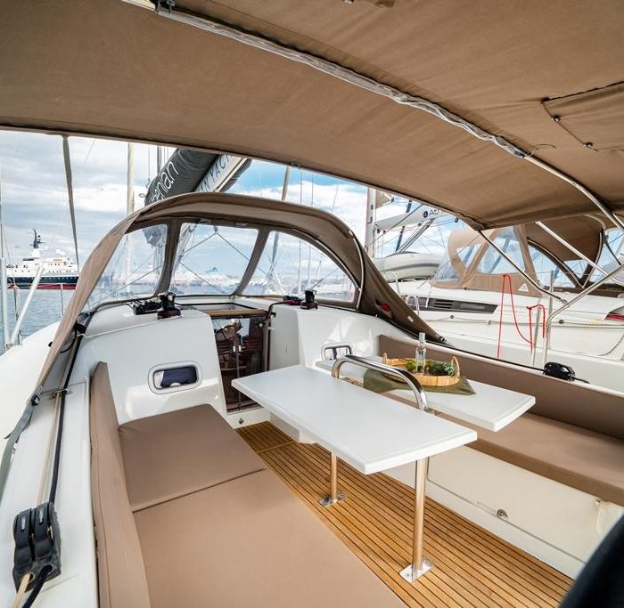 FILIPPOS II | Sun Odyssey 380 photo 2