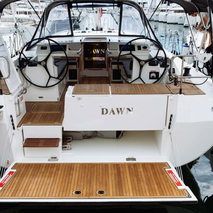 Dawn | Bavaria C45 A/C & GEN photo 8 Dawn | Bavaria C45 A/C & GEN photo 8