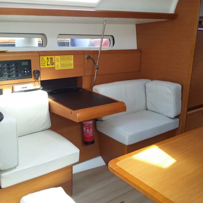 Comanegra | Sun Odyssey 419 photo 1 Comanegra | Sun Odyssey 419 photo 1