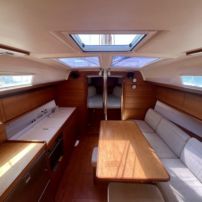 Premium | Dufour 382 Grand Large photo 5