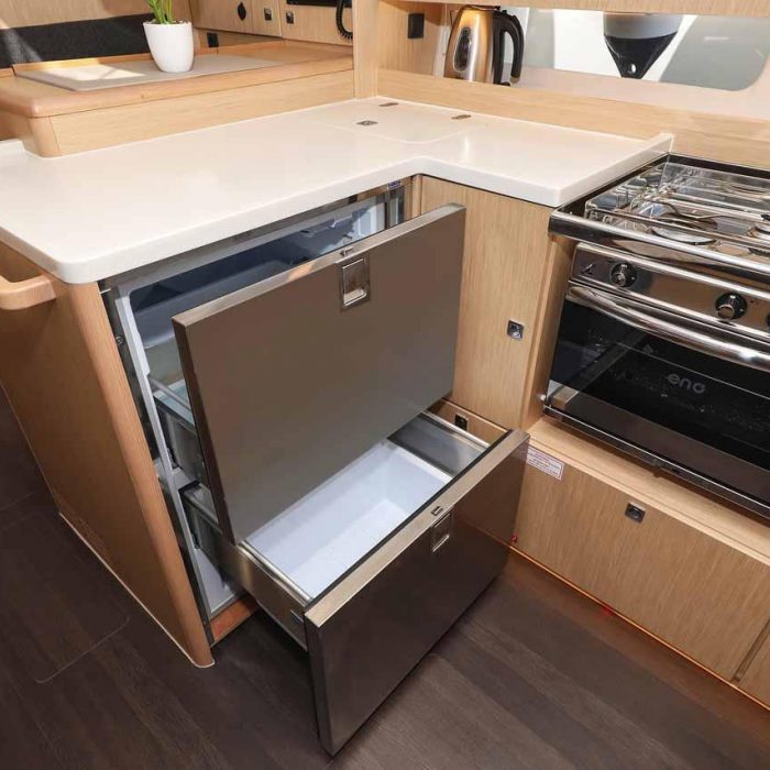 Delizia | Bavaria C46 photo 23