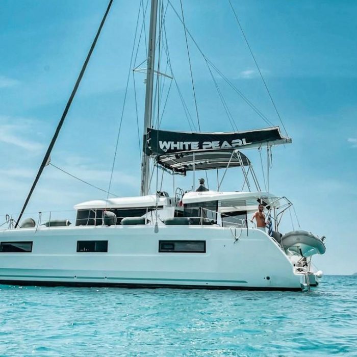 WHITE PEARL | Lagoon 46 photo 1