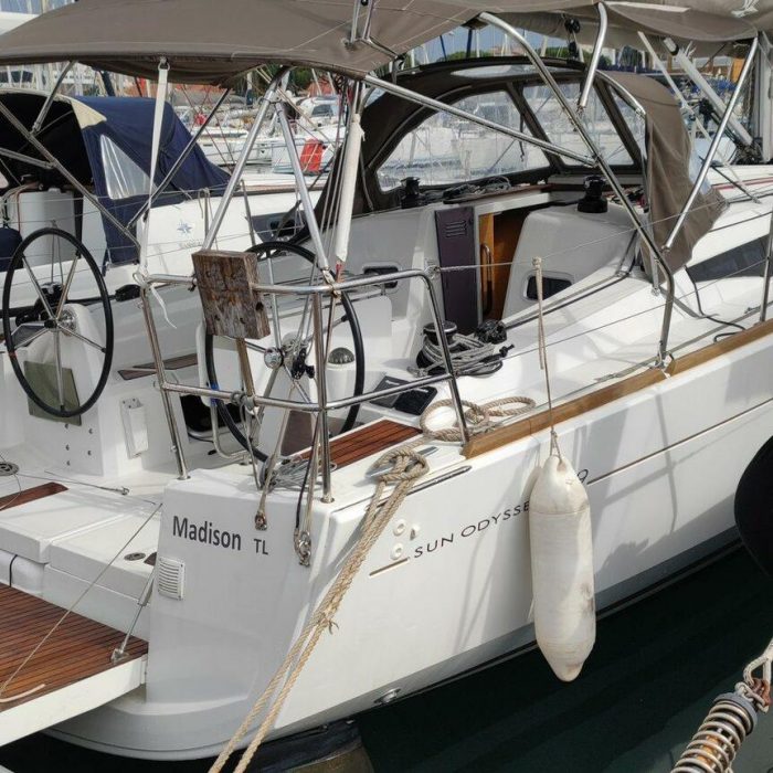 Madison | Sun Odyssey 349 photo 5