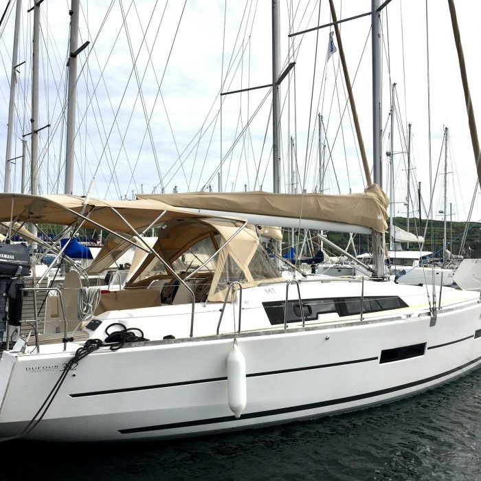 Avanti | Dufour 382 GL photo 2