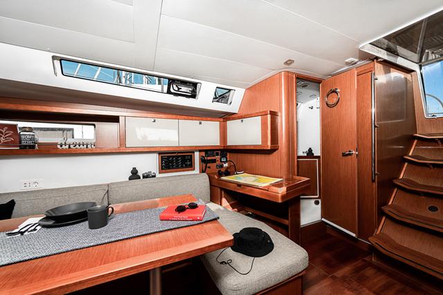 Theia | Oceanis 45 photo 13