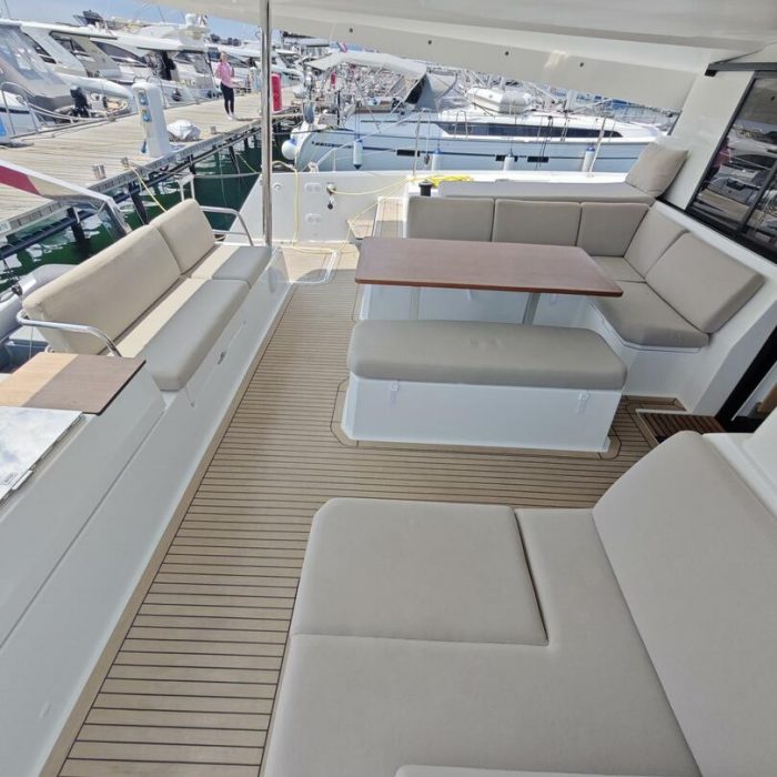 Caramita | Fountaine Pajot Elba 45 photo 17