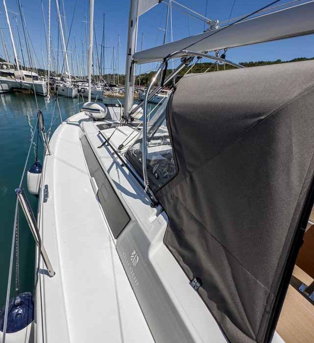 Arktur | Dufour 37 photo 1