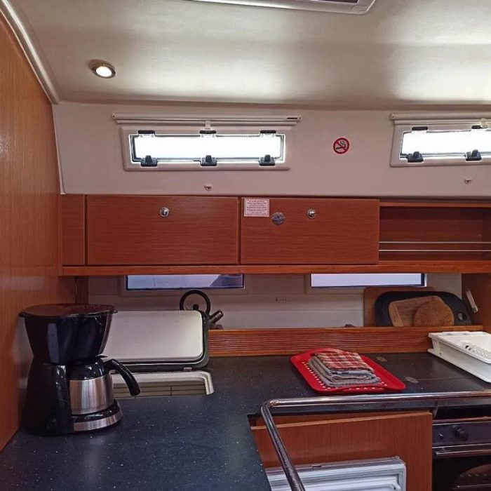 Saffron | Bavaria Cruiser 45 photo 10