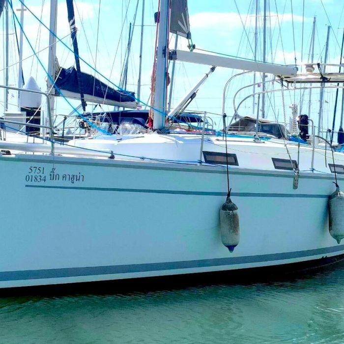 Big Kahuna | Bavaria Cruiser 32 photo 1