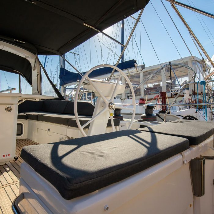 Olimpia - Standard Line | Oceanis 51.1 photo 3