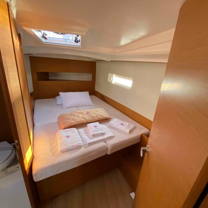 ALMA LIBRE VI | Sun Odyssey 410 photo 12 ALMA LIBRE VI | Sun Odyssey 410 photo 12