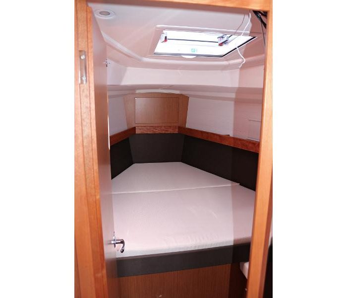 Andrea | Bavaria Cruiser 37 photo 8