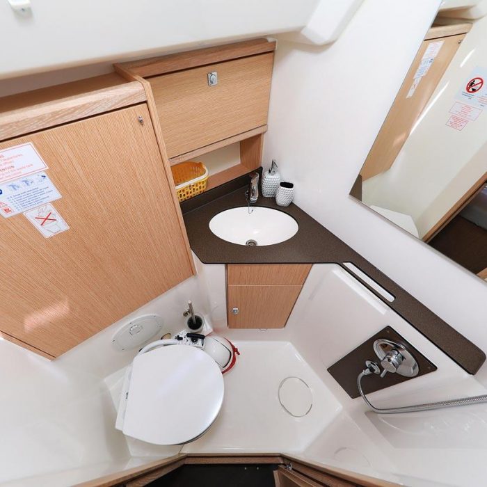 Aiolos I | Bavaria Cruiser 46 photo 16