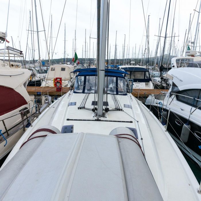 Clio - Standard Line | Oceanis 40.1 photo 1