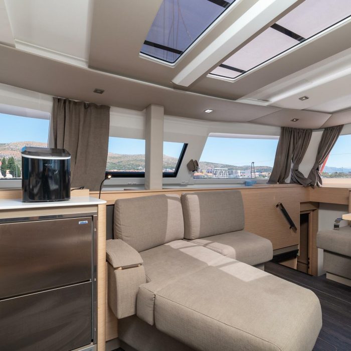 Odysseus | Fountaine Pajot Aura 51 photo 15