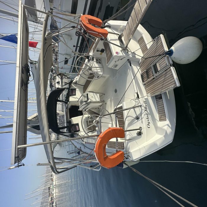 OYSTER SHELL | Sun Odyssey 379 photo 1