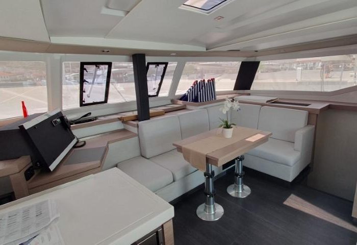 Crazy Diamond | Fountaine Pajot Astrea 42 photo 9