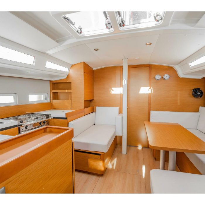 Salty | Sun Odyssey 410 photo 9
